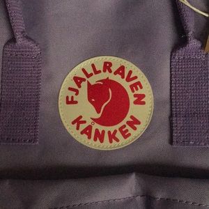 Fjallraven kanken purple back pack